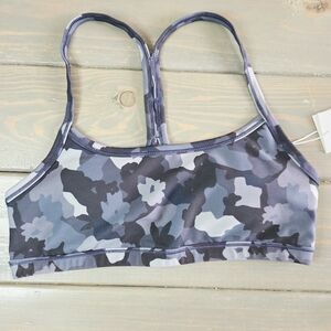 Calme Endurance Sports Bra II NWT Floral Camo Size M